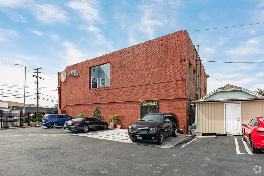 More Photos Of 4109-4117 W Pico Blvd, Los Angeles Office For Sale