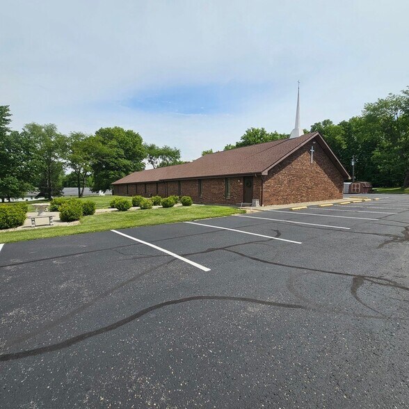 More Photos Of 1000 N 42nd St, Mount Vernon Religious Facility For Sale