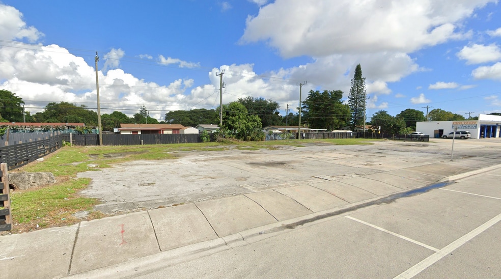 More Photos Of 6501 Pembroke Rd, Hollywood Land For Lease