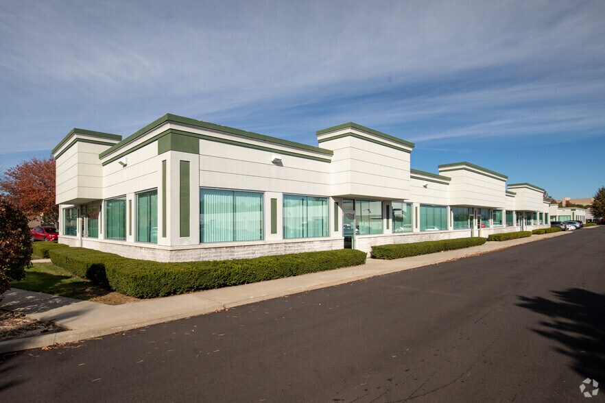 More Photos Of 3920 Veterans Memorial Hwy, Bohemia Medical For Lease