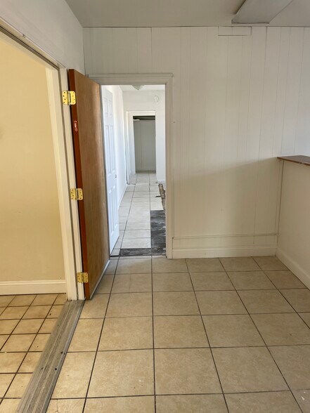 More Photos Of 2010-2012 Rhode Island Ave NE, Washington Storefront Retail Office For Lease