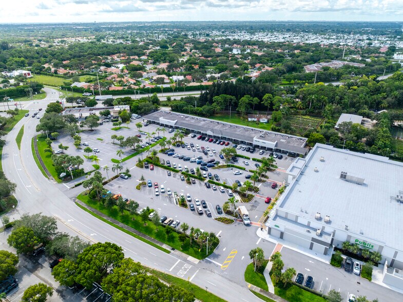 More Photos Of 4966 Le Chalet Blvd, Boynton Beach Unknown For Lease