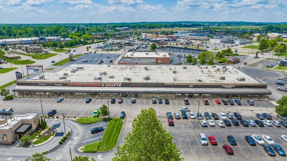 More Photos Of 789 Hebron Rd, Heath Storefront For Sale