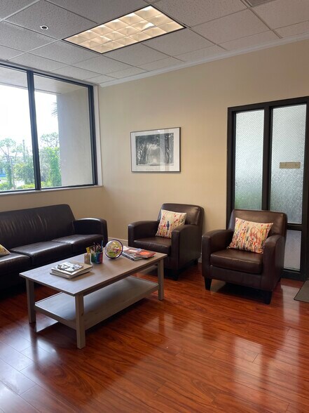 More Photos Of 9200 Bonita Beach Rd, Bonita Springs Coworking Space