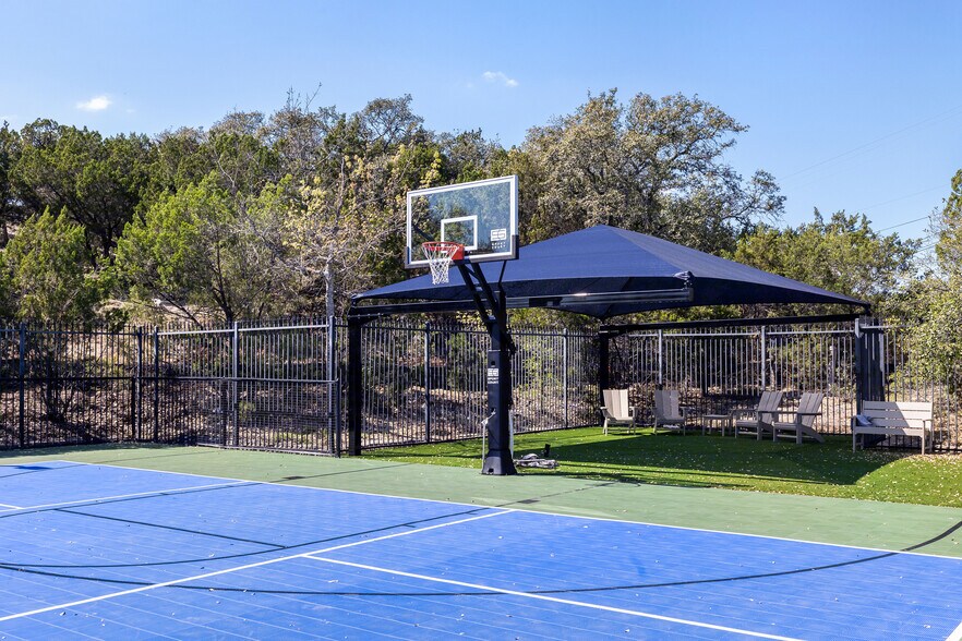 More Photos Of 912 Capital Of Texas Hwy S, West Lake Hills Office For Lease