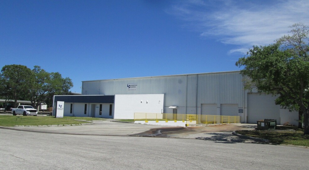 Primary Photo Of 10551 47th St N, Clearwater Warehouse For Lease