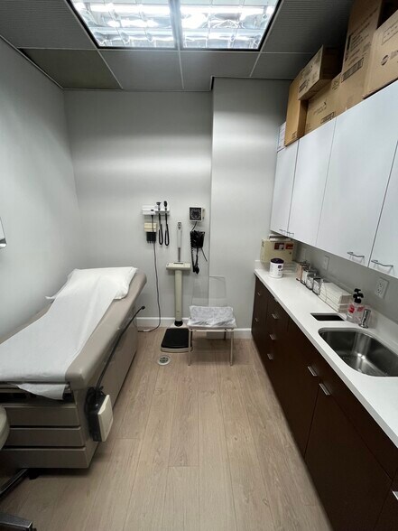 More Photos Of 428-444 N Bedford Dr, Beverly Hills Medical For Lease