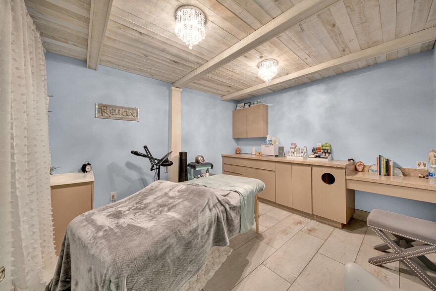 More Photos Of 2130 W Bay Dr, Largo Office For Sale