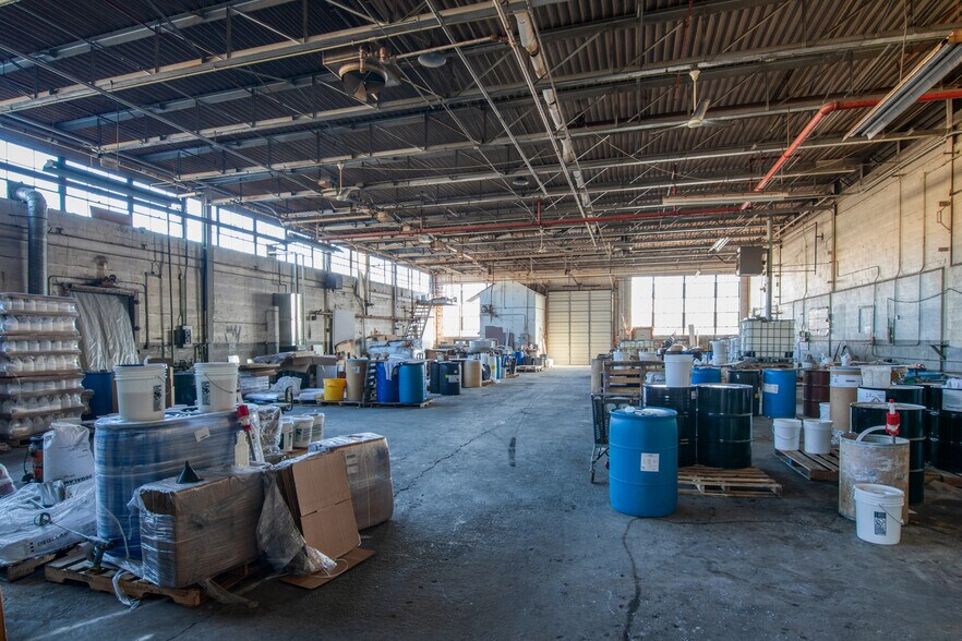 More Photos Of 299 Welton St, Hamden Warehouse For Lease