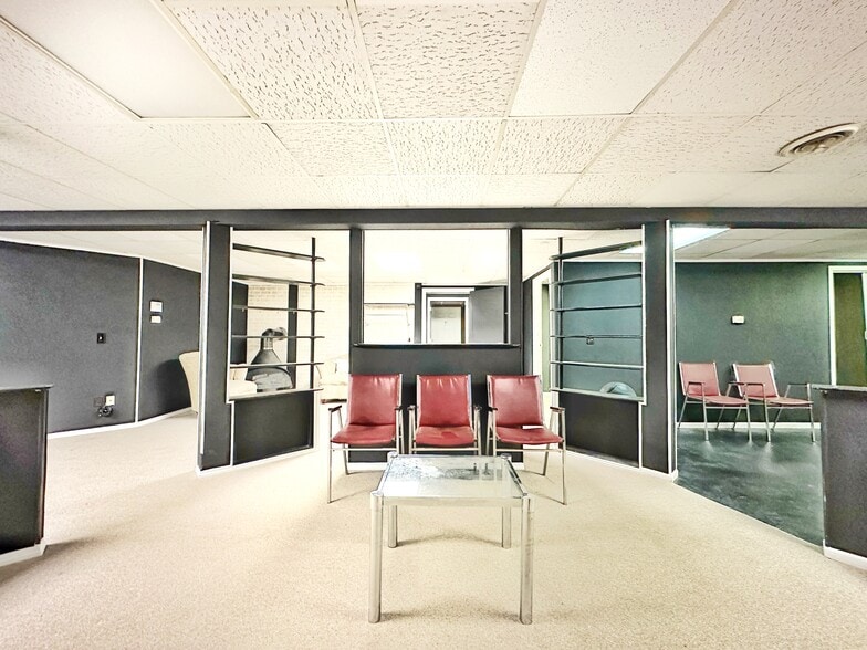 More Photos Of 1277 Hicks Blvd, Fairfield Freestanding For Lease