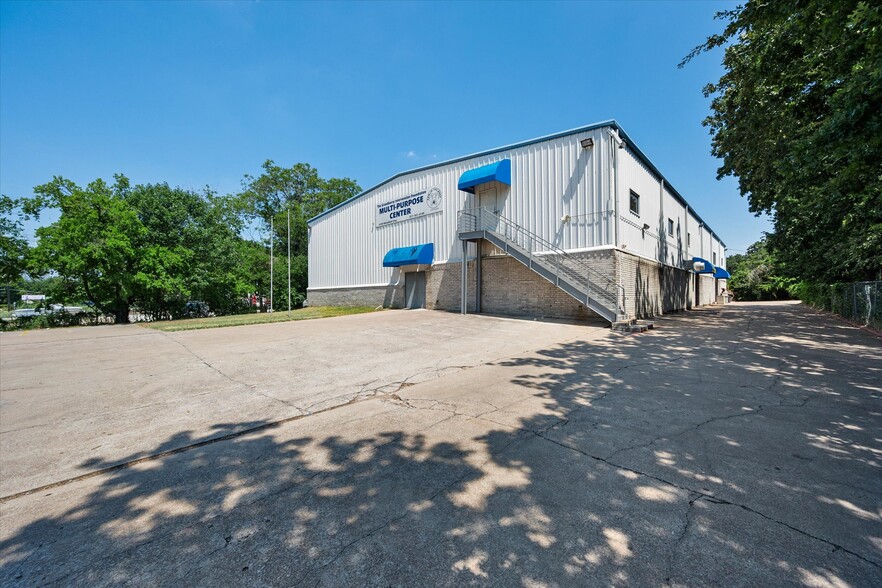 More Photos Of 4109 Mansfield Hwy, Forest Hill Schools For Sale