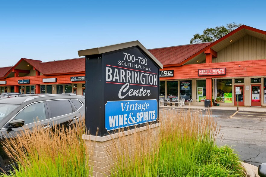 More Photos Of 700-730 S Northwest Hwy, Barrington Unknown For Lease