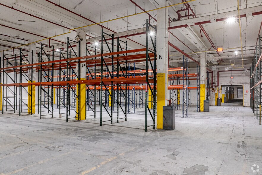 More Photos Of 150 S Main St, Wood-Ridge Manufacturing For Lease