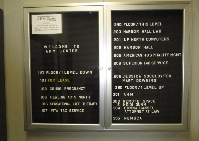 More Photos Of 520 N Main St, Cheboygan Office For Sale