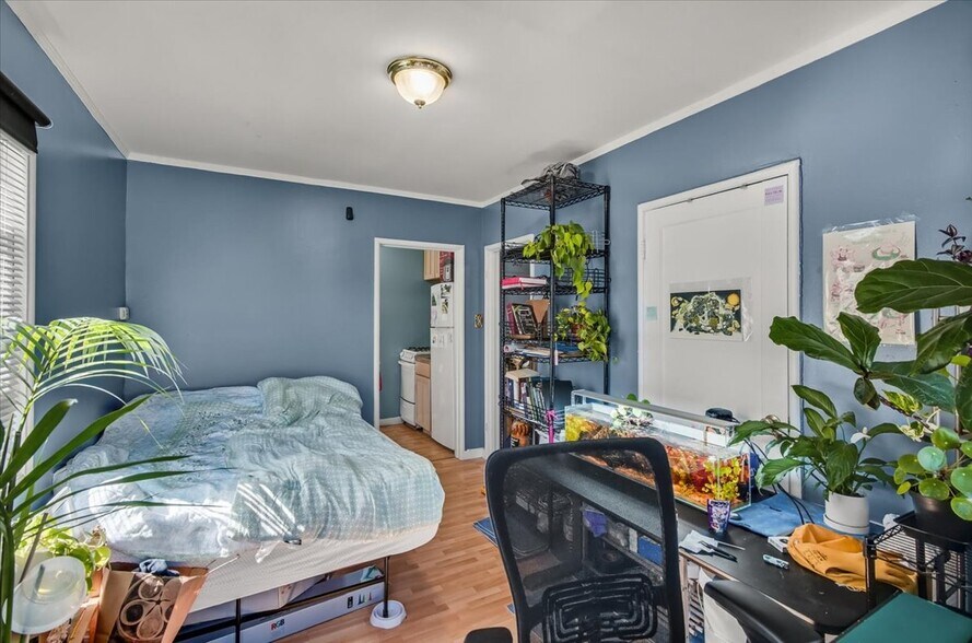 More Photos Of 1827-1829 Berkeley Way, Berkeley Apartments For Sale