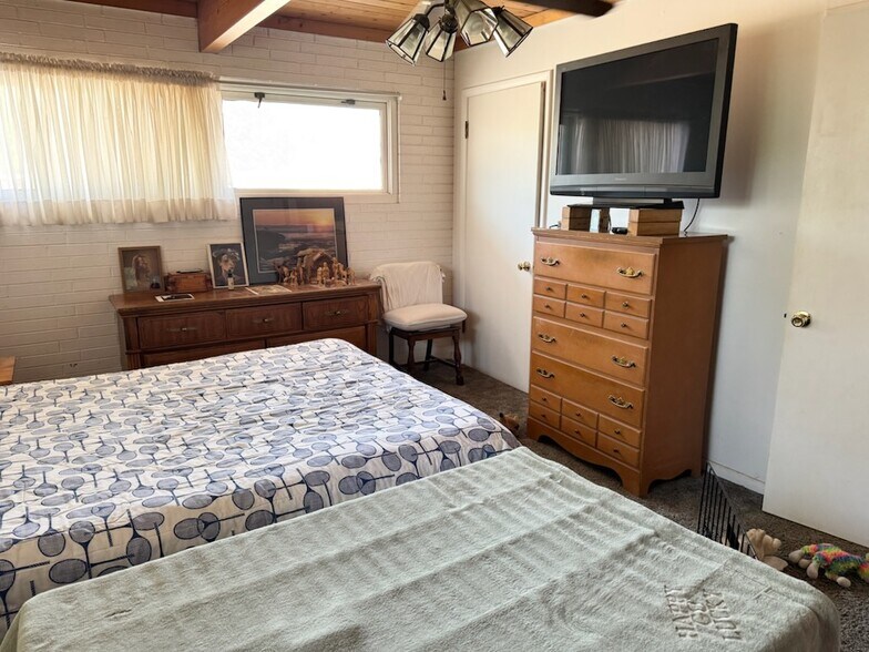 More Photos Of , McCook Unknown For Sale