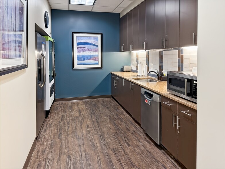 More Photos Of 16701 Melford Blvd, Bowie Coworking Space