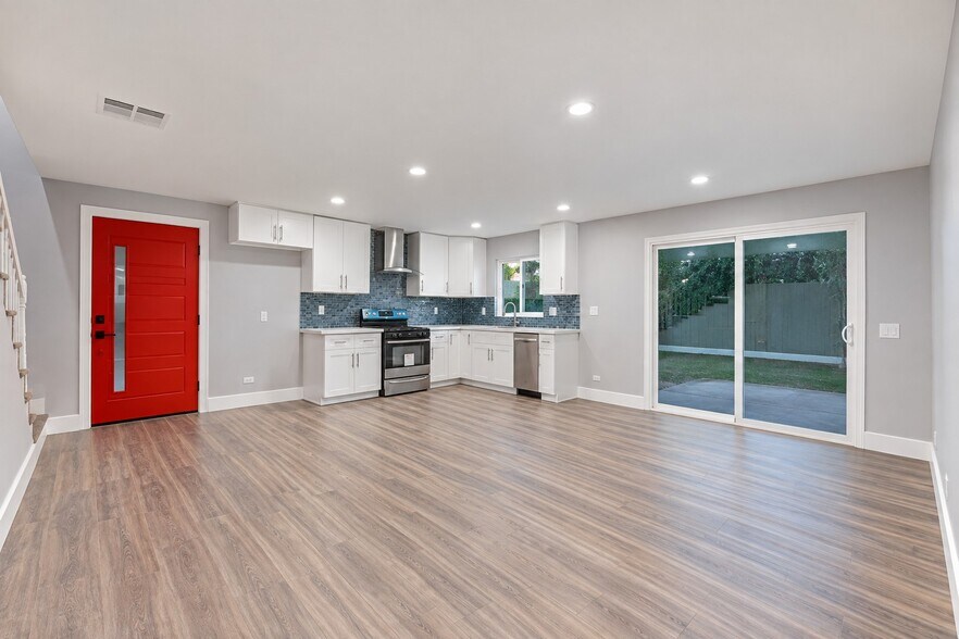 More Photos Of 8220 Encino Ave, Northridge Land For Sale