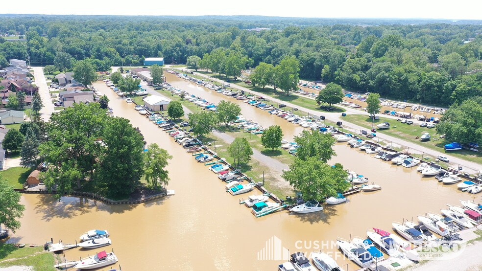 Primary Photo Of 921 W River Rd, Vermilion Marina For Sale