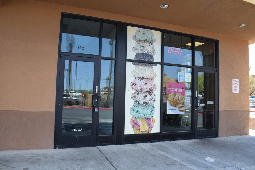 More Photos Of 9765 W. Flamingo Rd., Las Vegas Restaurant For Lease