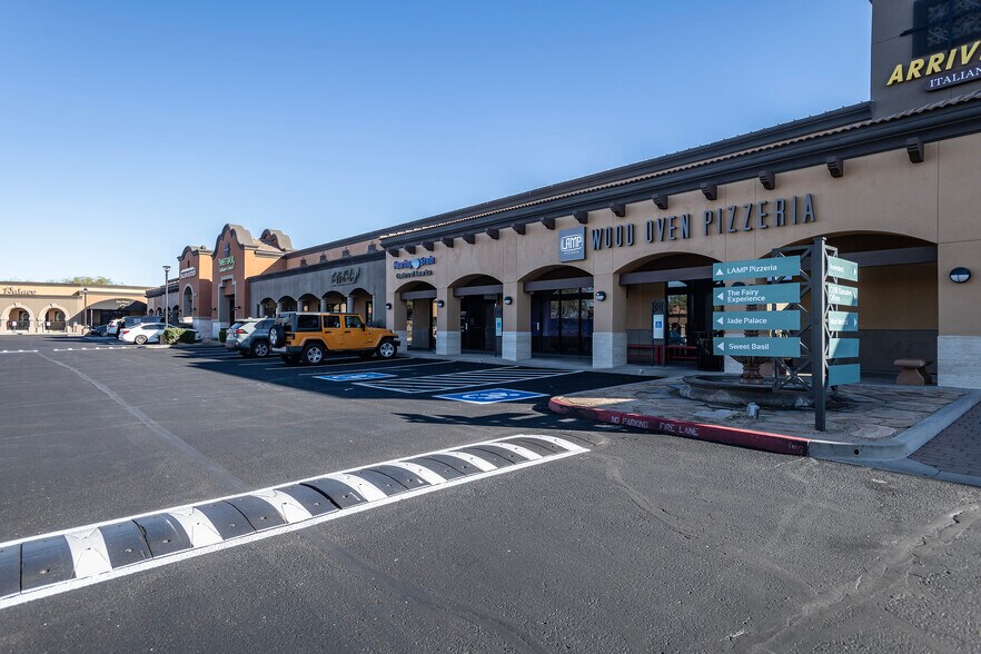 More Photos Of 8900 E Pinnacle Peak Rd, Scottsdale Unknown For Lease