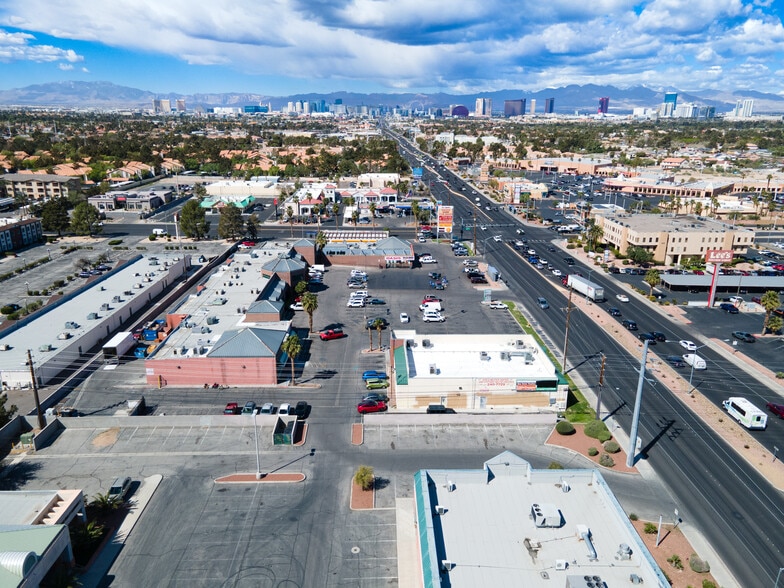 More Photos Of 3455 E Flamingo Rd, Las Vegas Unknown For Lease