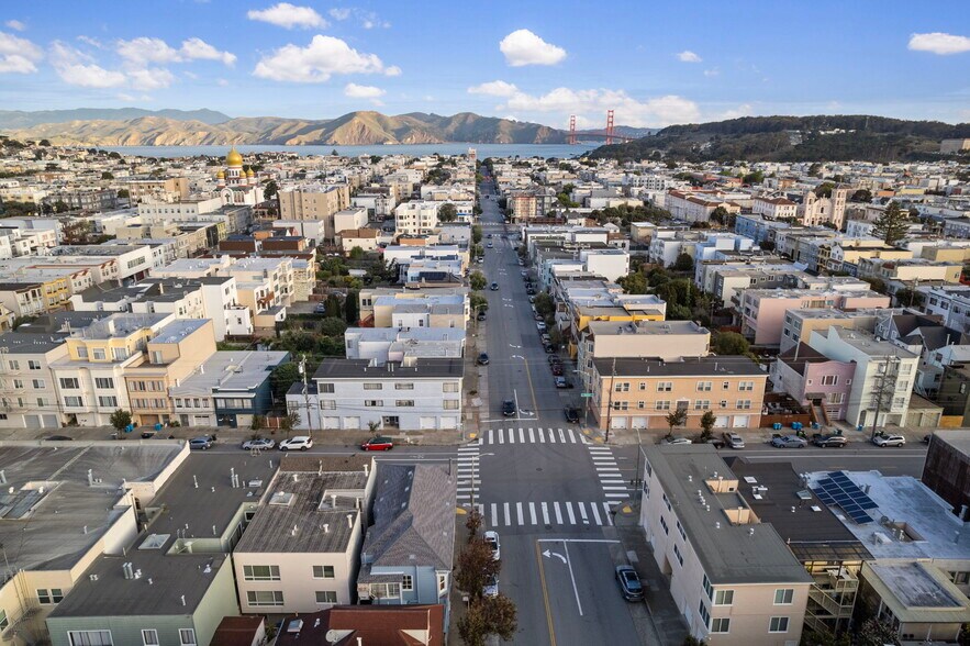 More Photos Of 3405 Anza St, San Francisco Multifamily For Sale