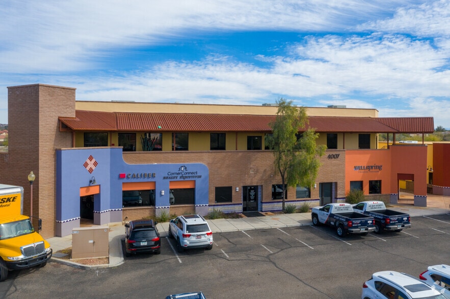 More Photos Of 4007 E Paradise Falls Dr, Tucson Medical For Lease