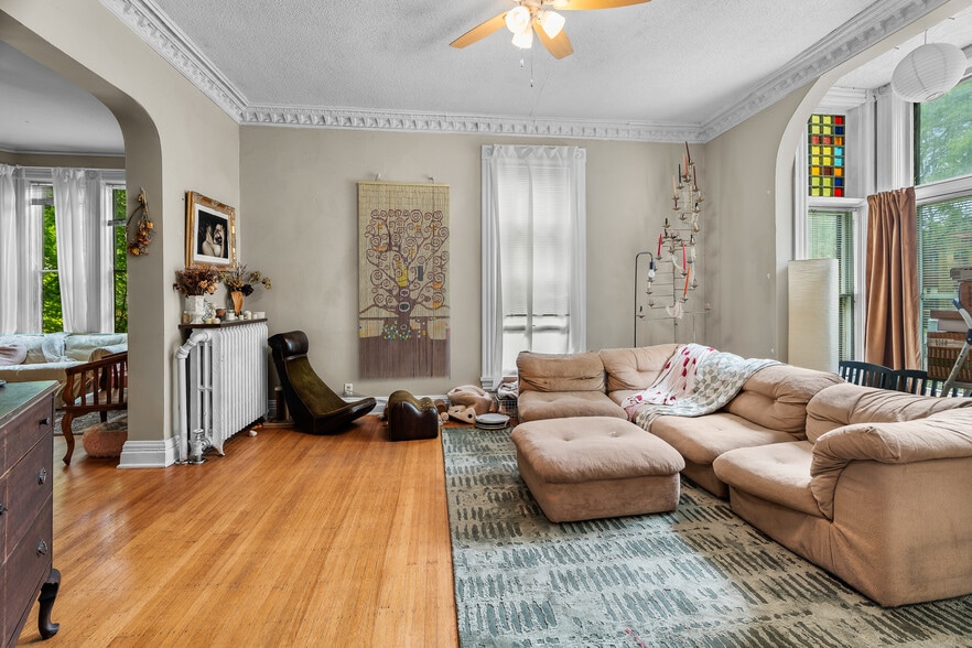 More Photos Of 606 Dayton Ave, Saint Paul Apartments For Sale