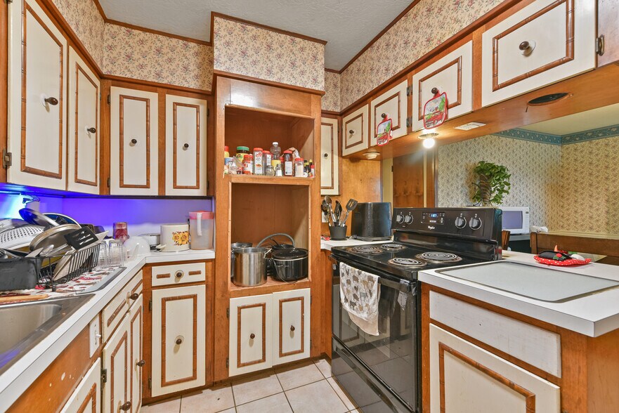 More Photos Of 1804 36th St N, Texas City Multifamily For Sale