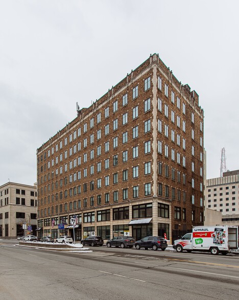 Primary Photo Of 65 W Broad St, Rochester Medical For Lease