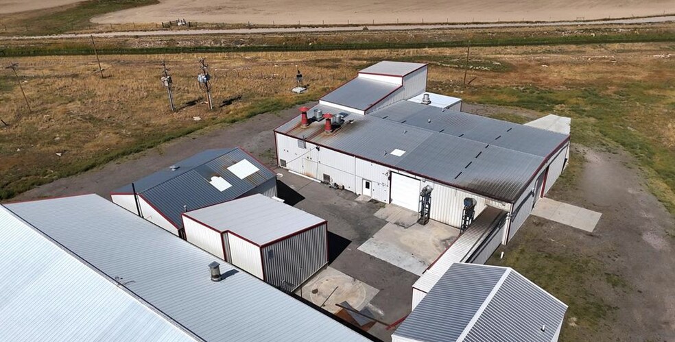 More Photos Of 3512 E Bench Rd, Dillon Manufacturing For Sale