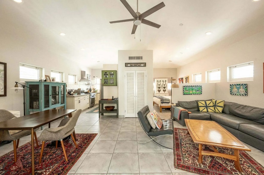More Photos Of 1011 Truman Ave, Key West Apartments For Sale