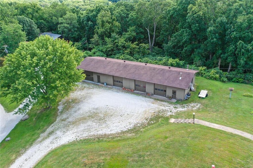 More Photos Of 1500 Gravois Rd, High Ridge Office Residential For Sale