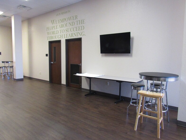 More Photos Of 203 W Jasper Dr, Killeen Office For Lease