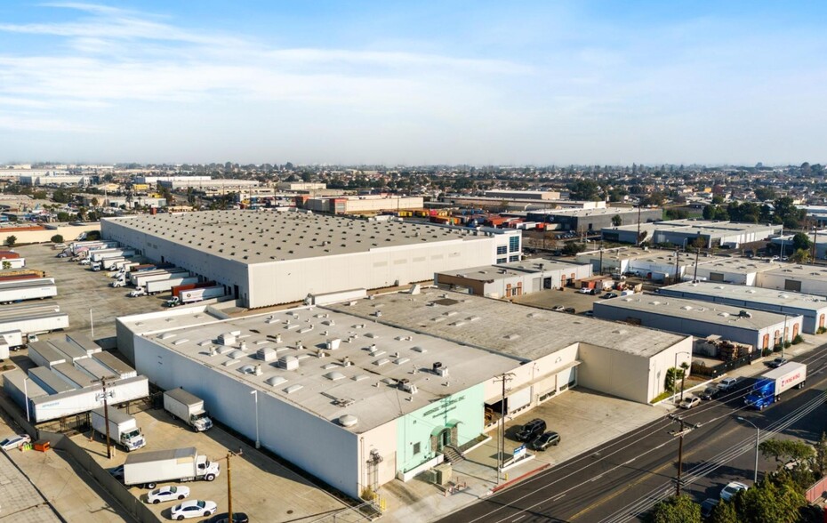 Primary Photo Of 505 E Gardena Blvd, Carson Manufacturing For Sale