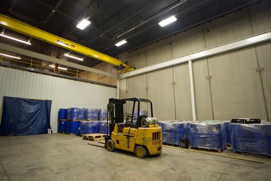 More Photos Of 6352 Airway Dr, Indianapolis Manufacturing For Sale