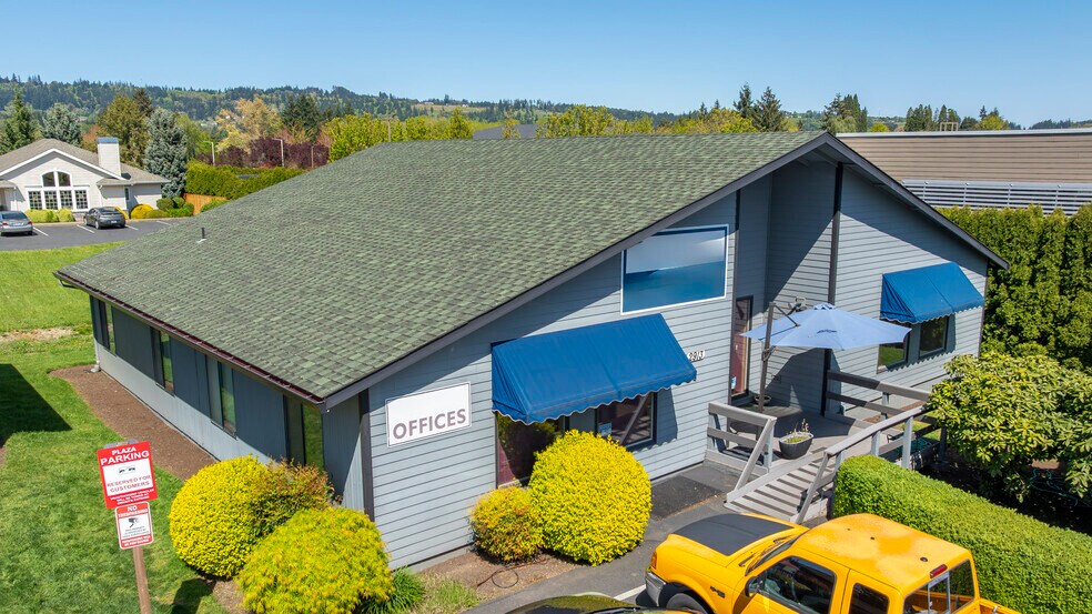 More Photos Of 2911 E Portland Rd, Newberg Office For Sale