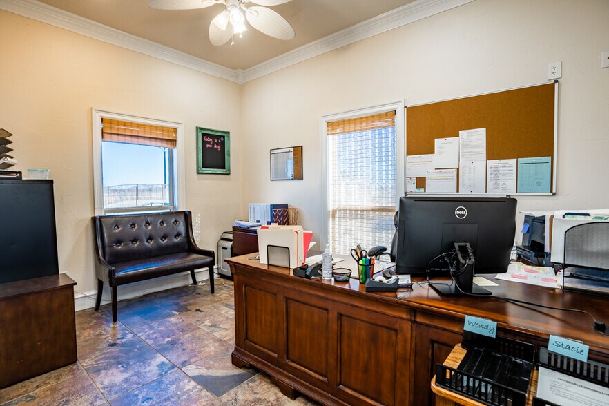 More Photos Of 8475 County Road 156, Kaufman Office For Sale