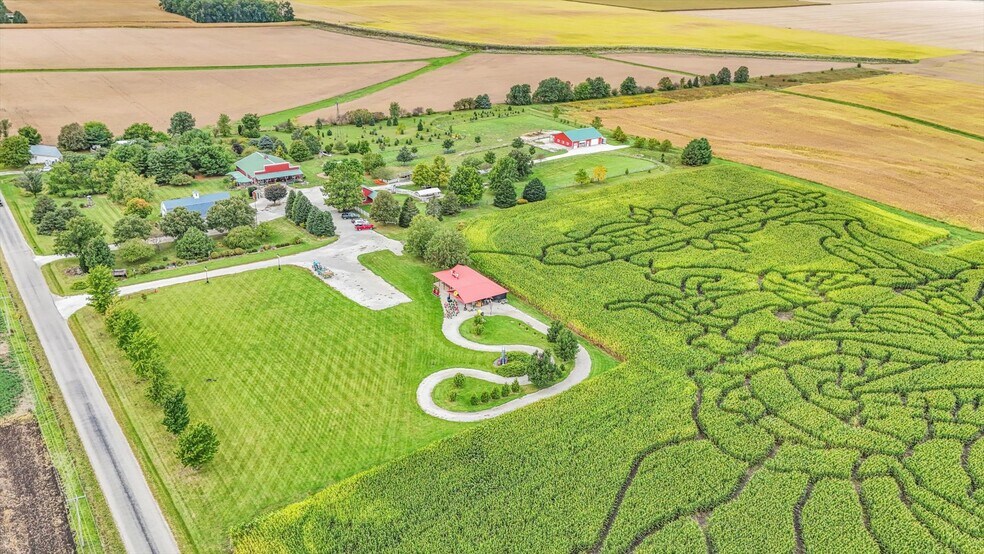 More Photos Of 1356 County Road 2900 N, Rantoul Specialty For Sale