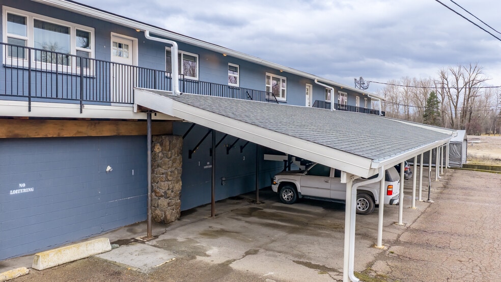 More Photos Of 1282 US Highway 2 E, Kalispell Apartments For Sale