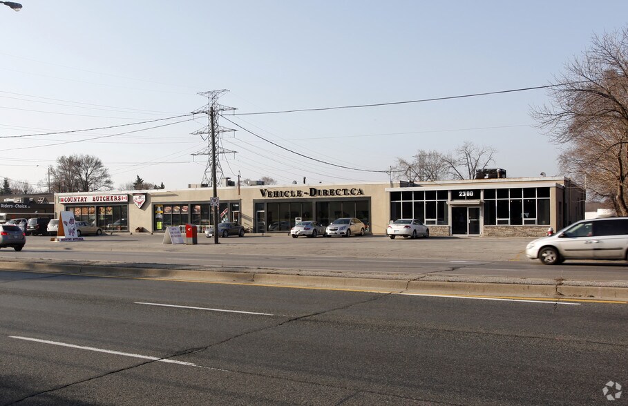 More Photos Of 2280-2300 Dixie Rd, Mississauga Flex For Lease