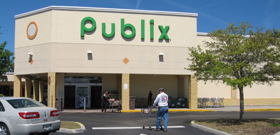 More Photos Of 9201-9394 Oakhurst Rd, Seminole Freestanding For Lease