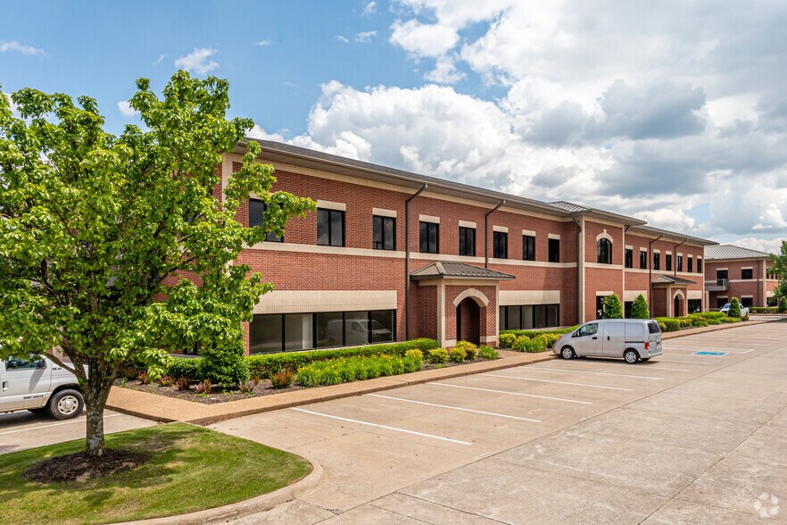 More Photos Of 1803 Phyllis St, Bentonville Unknown For Lease