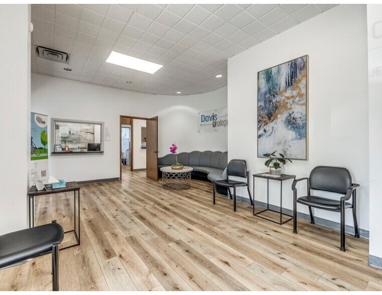 More Photos Of 13509 N Meridian Ave, Oklahoma City Medical For Sale