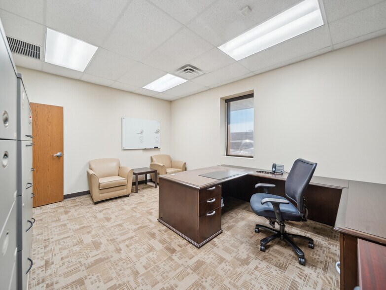 More Photos Of 2005 N Yellowood Ave, Broken Arrow Warehouse For Sale