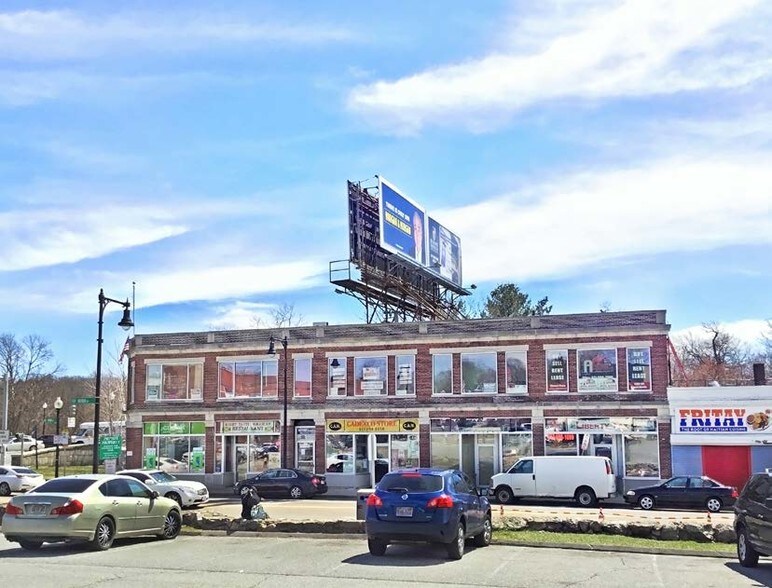 More Photos Of 522-530 River St, Mattapan Storefront Retail Office For Lease