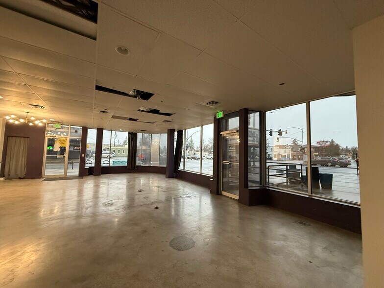 More Photos Of 920 Garland Ave, Spokane General Retail For Lease