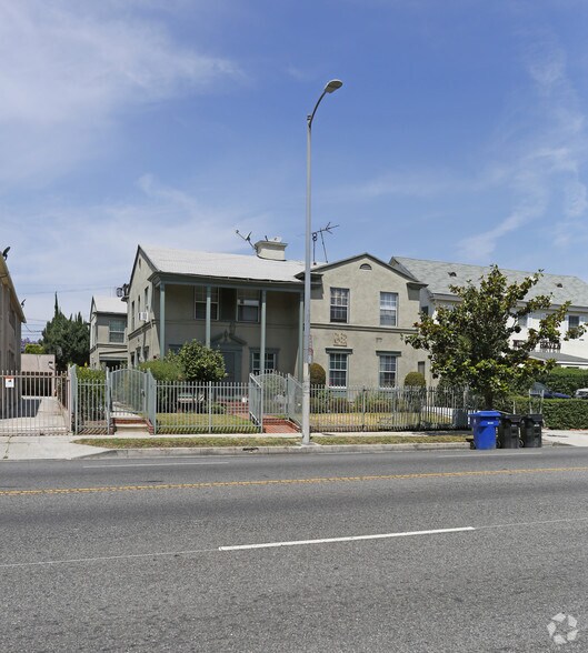 Primary Photo Of 913 S Wilton Pl, Los Angeles Apartments For Sale