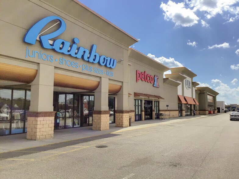 More Photos Of 1945 W Palmetto St, Florence Unknown For Lease